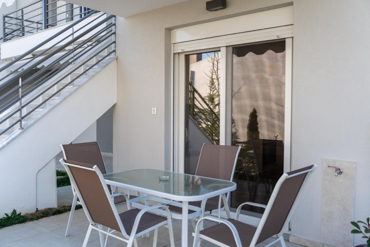 Appartement Kleoniki & Irida Residential Complexes à Ofrínion Extérieur photo