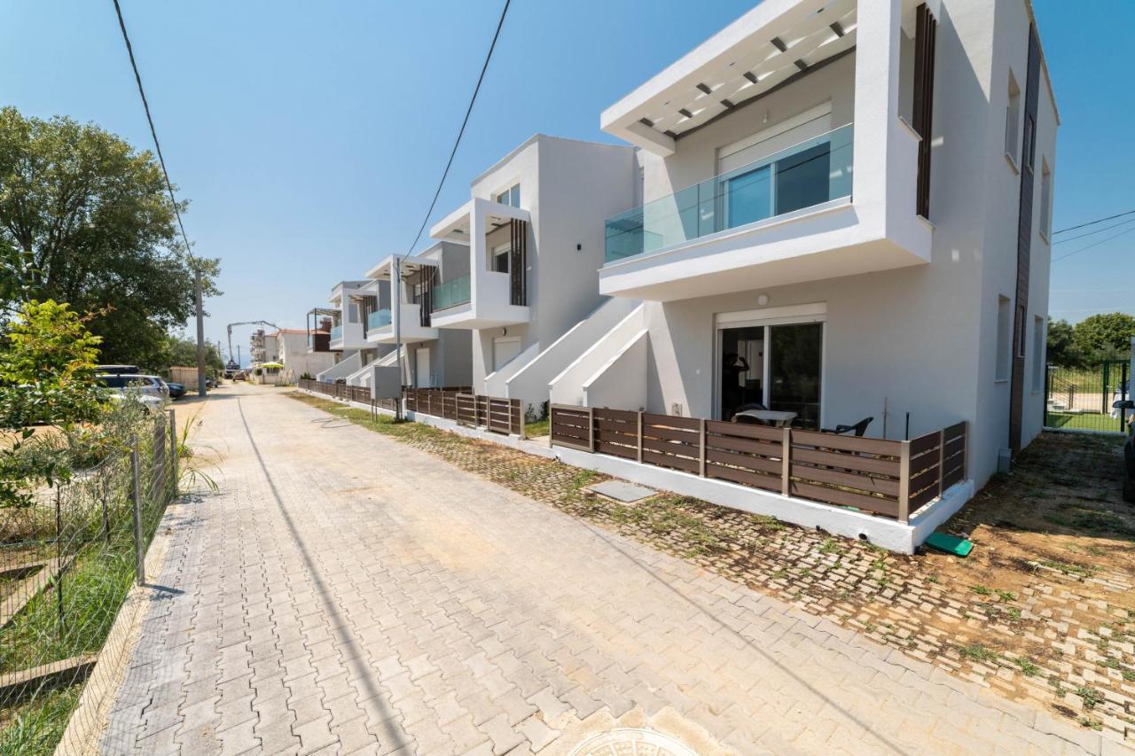Appartement Kleoniki & Irida Residential Complexes à Ofrínion Extérieur photo